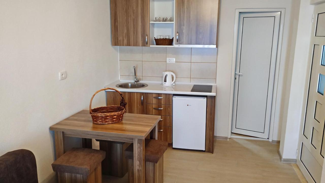 Apartments Abramovic 2 Сутоморе Экстерьер фото